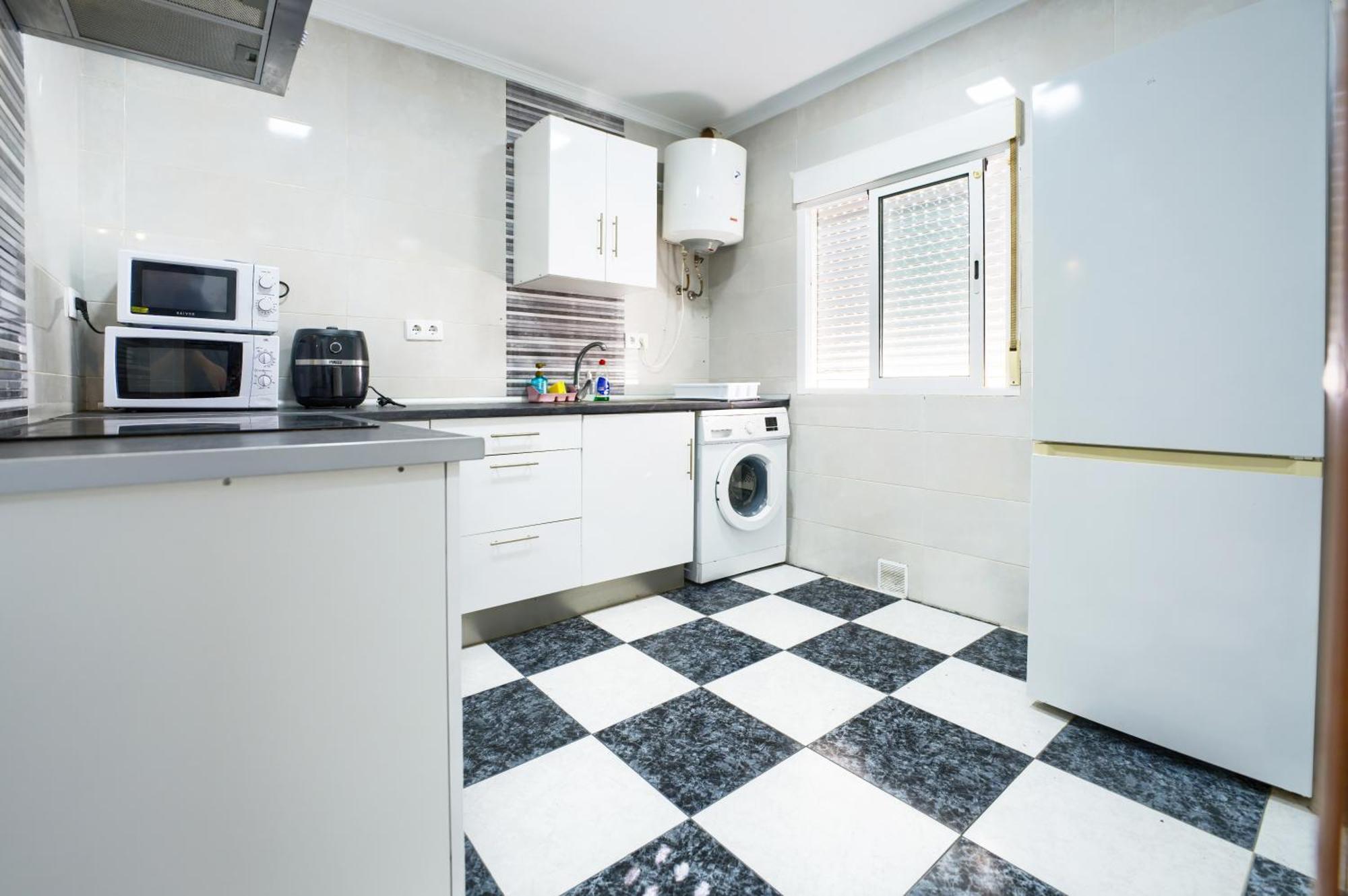 Apartamento Martinez Campos - Playa La Caleta Cádiz Buitenkant foto
